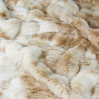 Faux Fur Heavy Plush Throw Blanket – Super Soft Warm Cozy Fleece Blanket for Couch Bed & Travel, All-Season Gift Blanket
