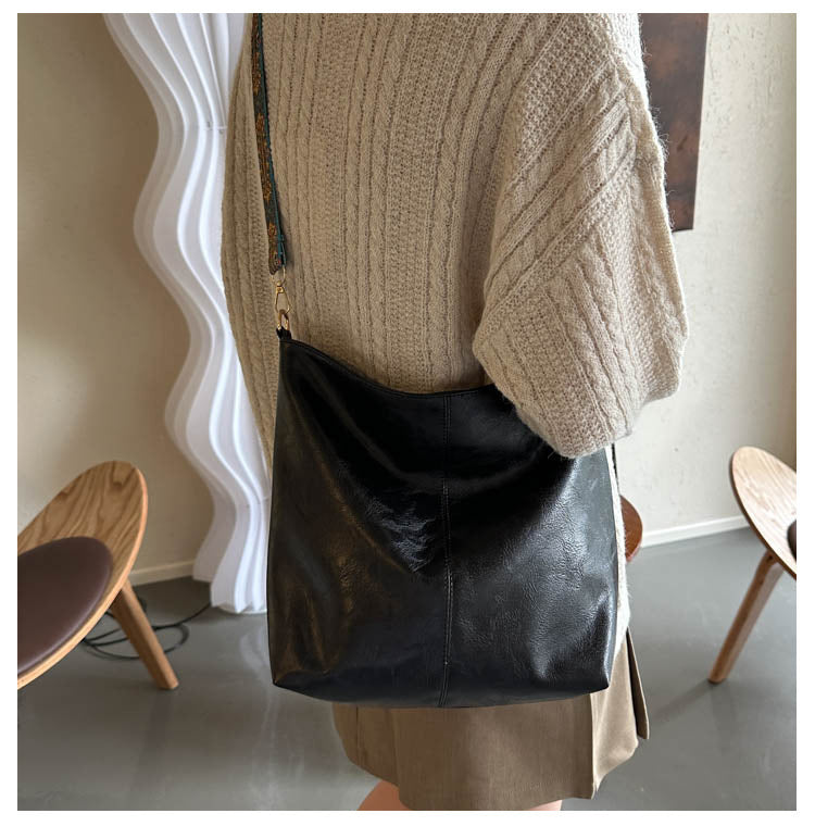 1pc Bohemian Geometric Strap Hobo Bag, Large Capacity Ethnic Crossbody Bag, Women'S Retro Style Shoulder Bag for Best Birthday Gifts, Christmas And Valentine'S Day Gifts