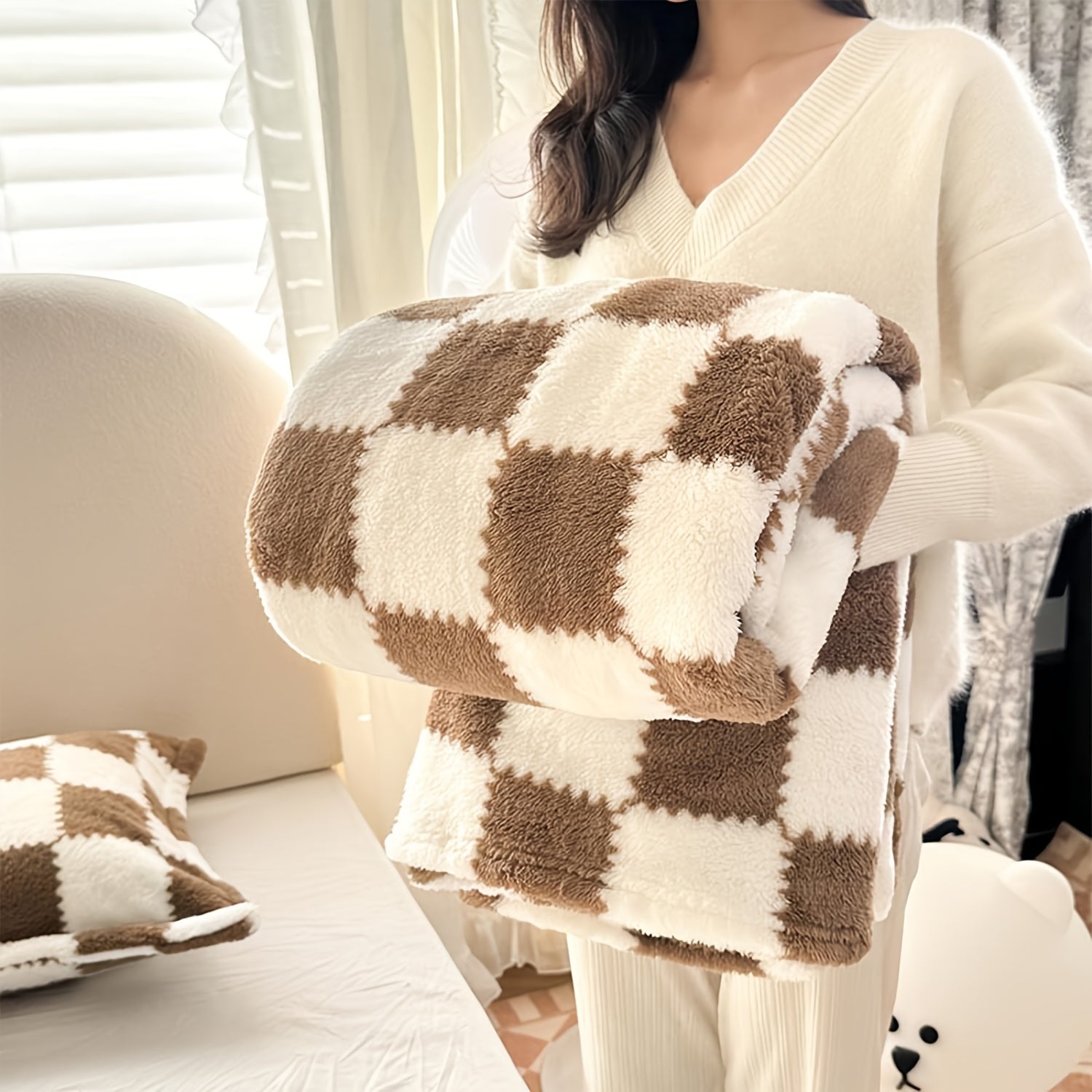 Flannel Checkered Throw Blanket Soft & Cozy – Lightweight Warm Plaid Blanket for Couch Bed Travel, Gift for Women, 50x60 & 60x80 inch, 5 Colours | Canada