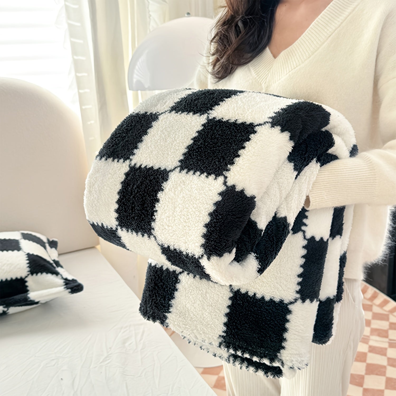 Flannel Checkered Throw Blanket Soft & Cozy – Lightweight Warm Plaid Blanket for Couch Bed Travel, Gift for Women, 50x60 & 60x80 inch, 5 Colours | Canada
