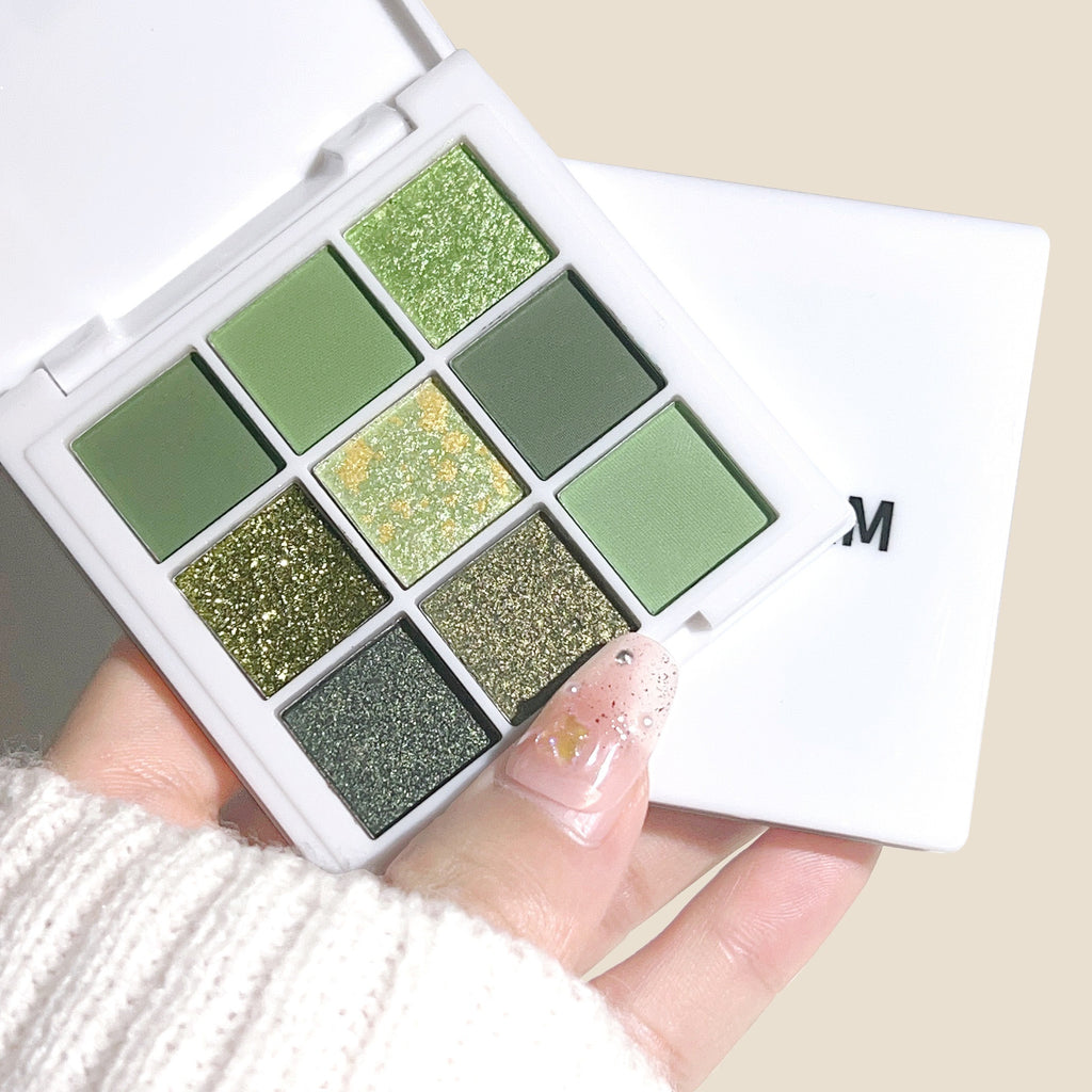Avocado Green 9 Color Eyeshadow Palette - Features Bright Matte And Shimmery Finishes, Highly Pigmented Glitter Eye Makeup Palette, Water-Resistant, Long-Lasting, Makeup, Ideal for Music Festivals, Parties, And Everyday Use