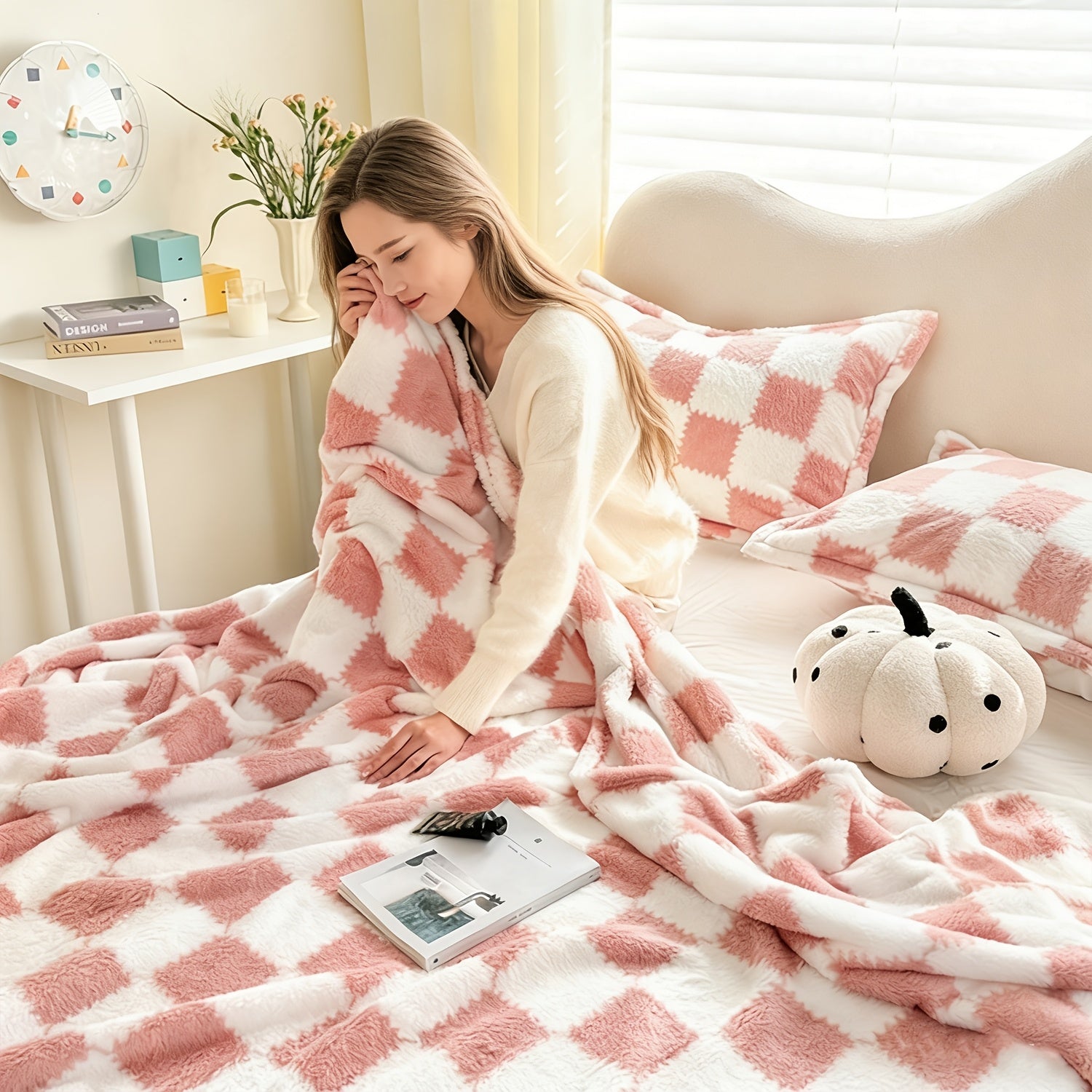 Flannel Checkered Throw Blanket Soft & Cozy – Lightweight Warm Plaid Blanket for Couch Bed Travel, Gift for Women, 50x60 & 60x80 inch, 5 Colours | Canada