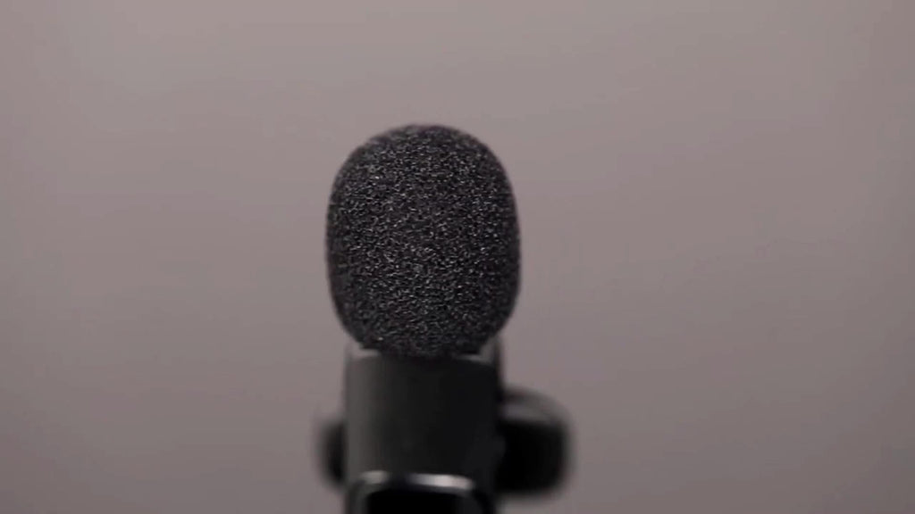 High-Performance Wireless Lavalier Microphone, Compatible with Phones & Computers - Plug and Play, Ultra-Low Latency with Noise-Cancelling Chip, Rechargeable for 8 Hours of Use - Ideal for Video Recording, Interviews, Podcasts, Vlogs, YouTube