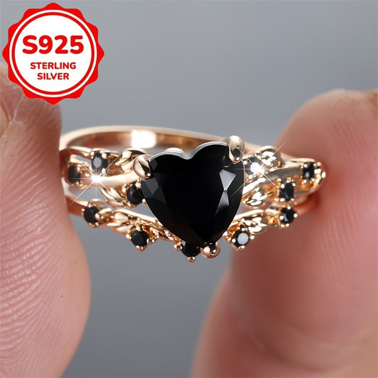 A Set of Two Rings Made of S925 Silver, Featuring a Vintage Heart Design with Black Synthetic Zirconia And Rose Golden Plating, Perfect for Everyday Use During Romantic Holiday Celebrations, Offering a Shiny And Long-Lasting Accessory