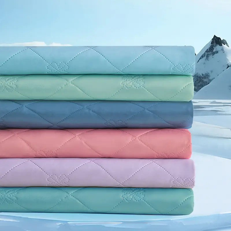 1pc Cooling Blanket, Lightweight Breathable 100% Polyester with Reversible Geometric Design, for Hot Sleepers Night Sweats Relief & Multipurpose Bed Couch Travel Use, Machine Washable, Ideal Gift for Home Comfort, All-Season or Summer Use - Machine Washab