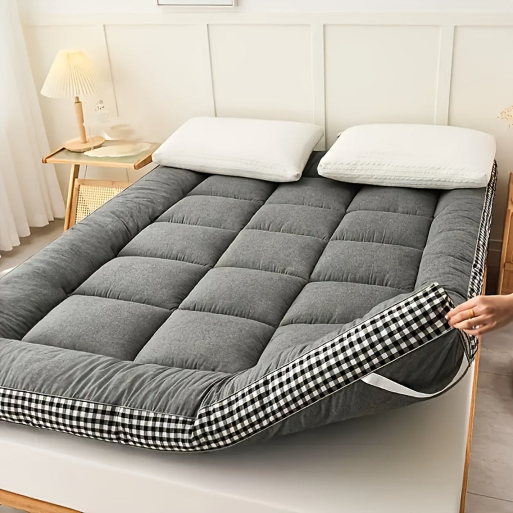 Foldable Checkered Mattress Pad, Mattress Topper with Elastic Belt Suitable for Bed Frame, Quilted Fitted Mattress Pad Cover, Machine Washable Bed, Stretches Up to 21' Top Layer & Fits Most Beds
