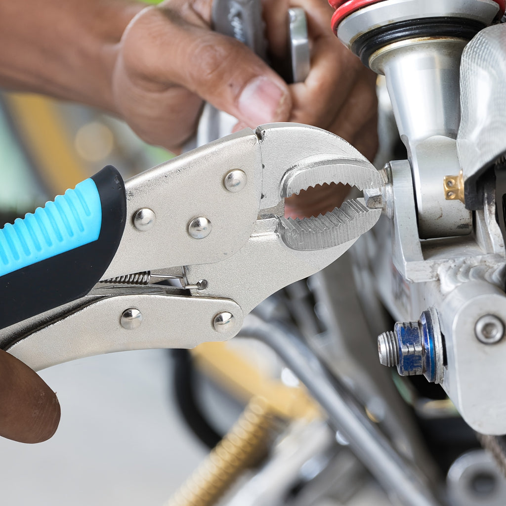 WPM Tool Set Includes a 6pcs Collection of Locking Pliers, Featuring Vice Grips in Sizes 5", 7", And 10" with Curved Jaws, Along with Long Nose Locking Pliers Measuring 6-1/2" And 9-1/2", And a 6" Locking C-Clamp