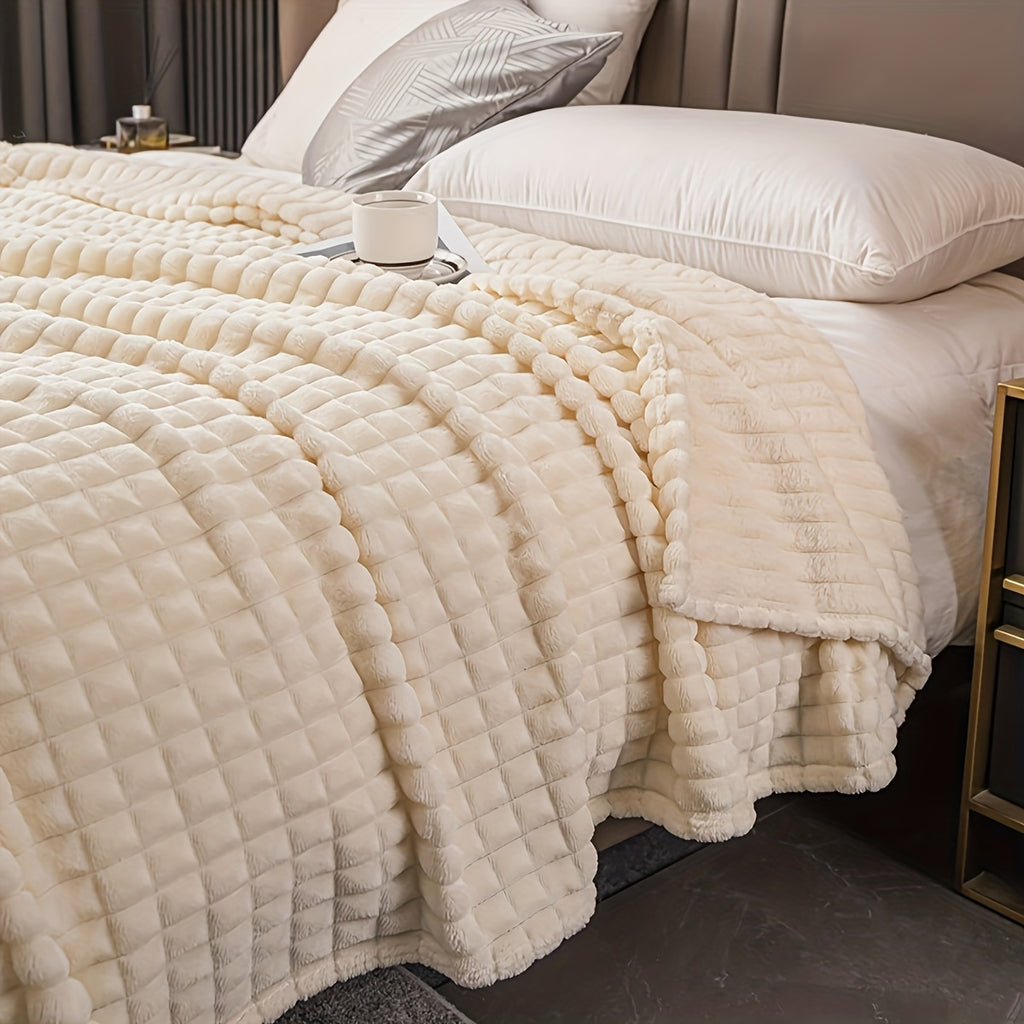Soft Warm Throw Blanket All-Season Plush Sofa Blanket for Naps Office Camping Pet-Friendly Bedspread Multiple Sizes and Colors