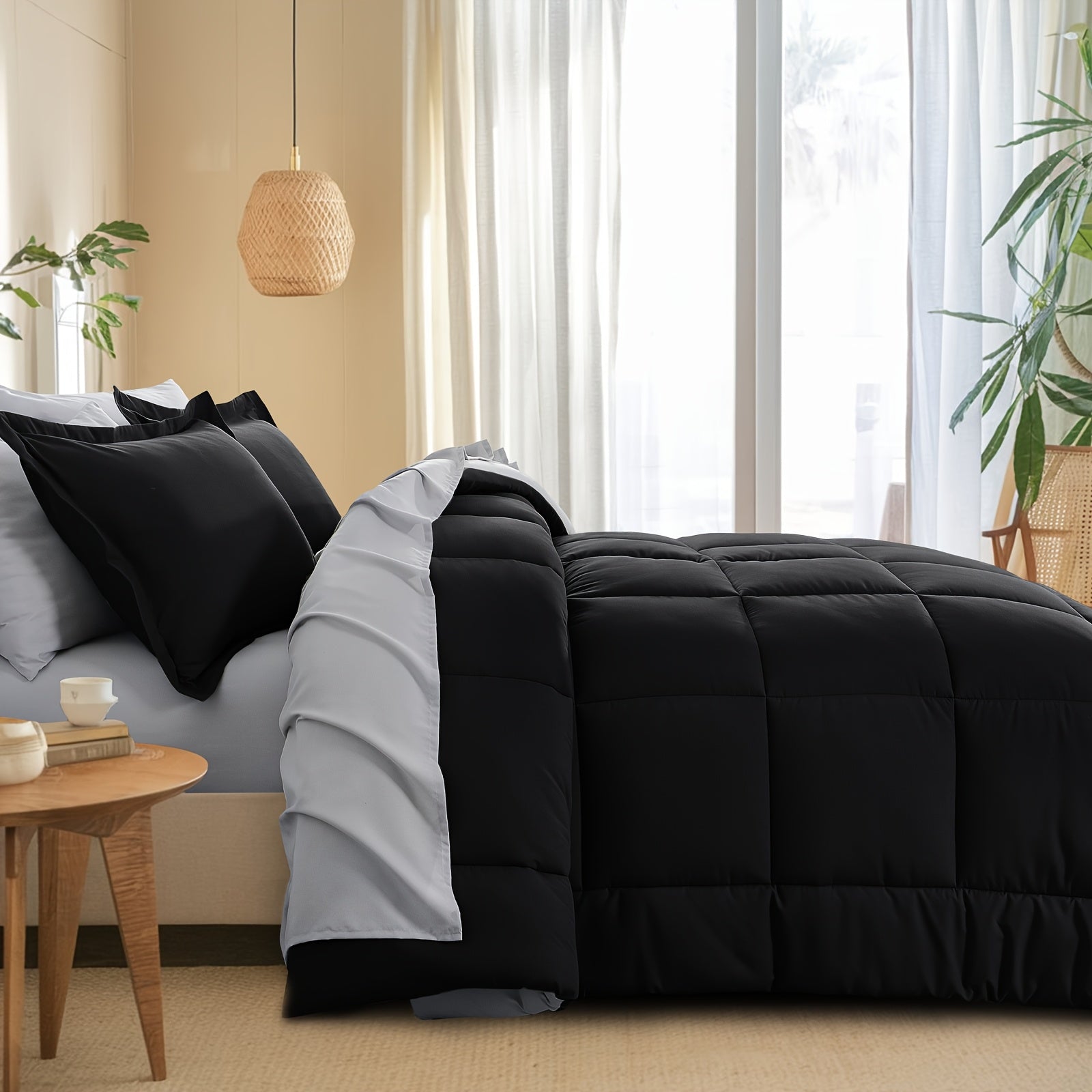 7pcs Luxurious Reversible Bedding, Soft Microfiber, Lightweight, Breathable, Easy to Care for - Includes Comforter, Flat Sheet, Fitted Sheet, And Pillowcases, Perfect As Gifts for The Family, Suitable for All Seasons